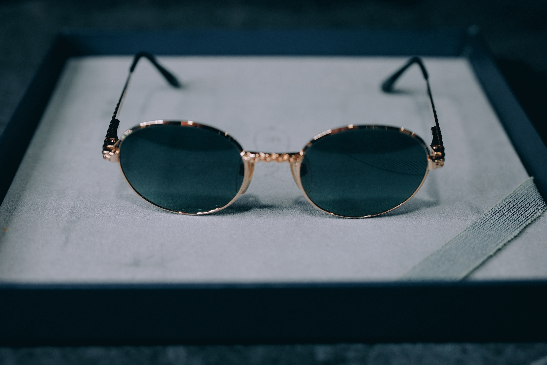Bugatti — Gold